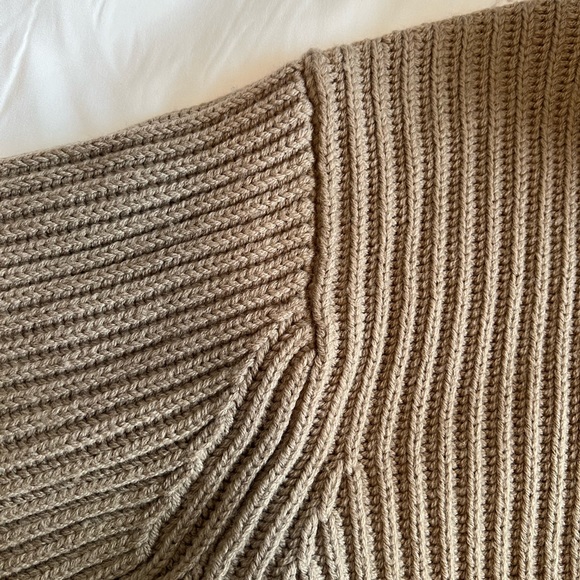 Babaton - Guell Sweater - Picture 7 of 13